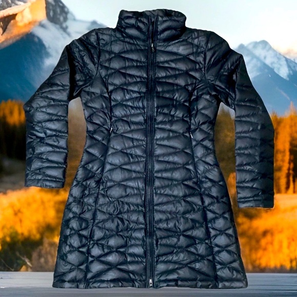 Patagonia Women's Nano Puff Parka Jacket Black Size: Medium $299 Originally - Picture 1 of 8